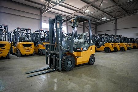 Дизельный погрузчик GOODSENSE FD15 1,5т 6,0м Xinchai Арт 304260 низкие цены 